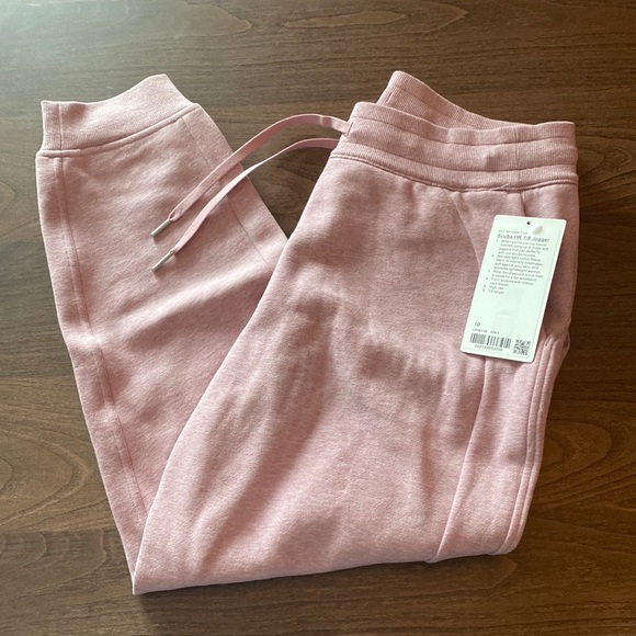 lululemon athletica Pants - Scuba Joggers